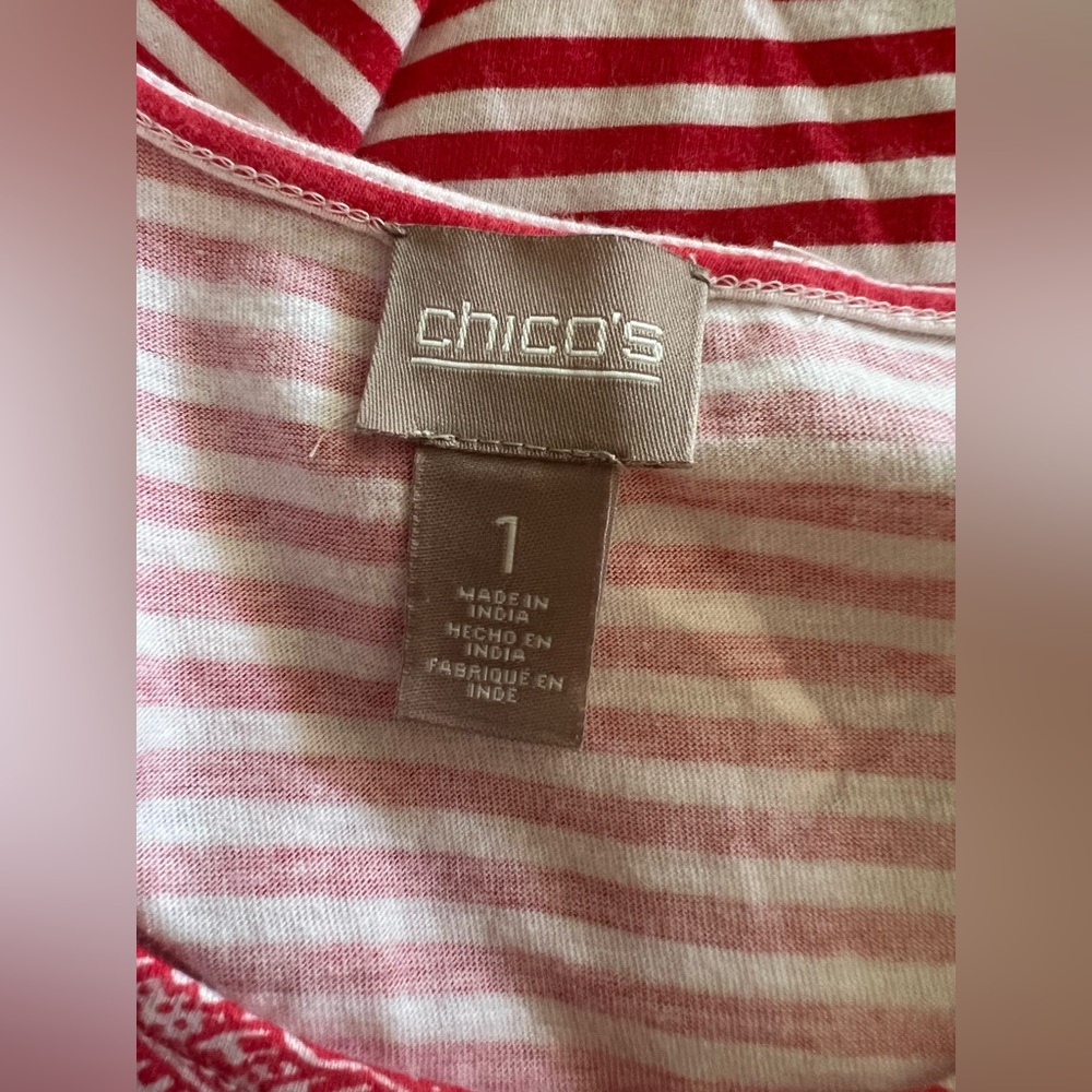 Chico's Red Paisley and Striped Top size 1 - Picture 6 of 8